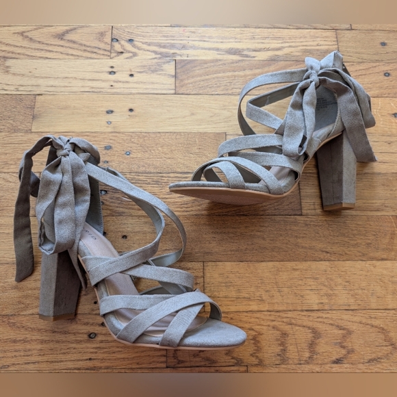 Torrid Dark Taupe Thick Strappy Sandals - Picture 1 of 9
